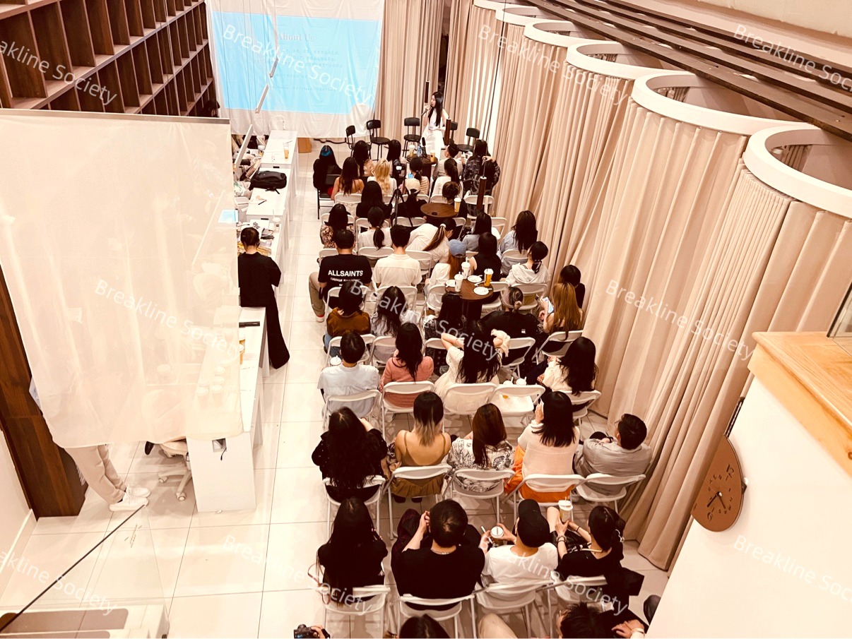 Overhead audience view of the Fashion & Marketing Founders Roundtable at Breakline Society's inaugural gathering